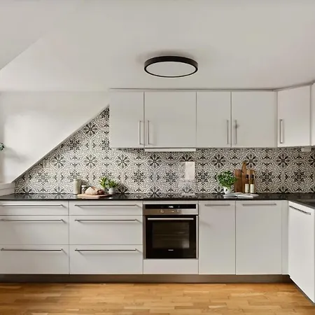 Penthouse In The Heart Of With Beautiful Private Rooftop Appartement Bergen
