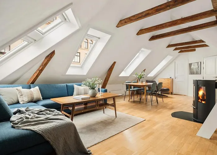 Penthouse In The Heart Of With Beautiful Private Rooftop *